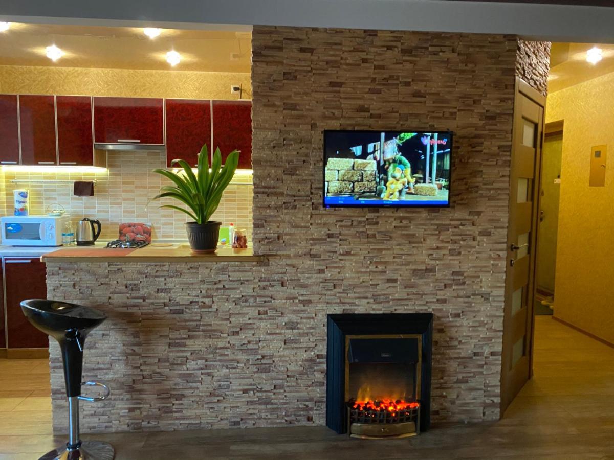 New With Panoramic Views On Avenue Nauky Apartment *