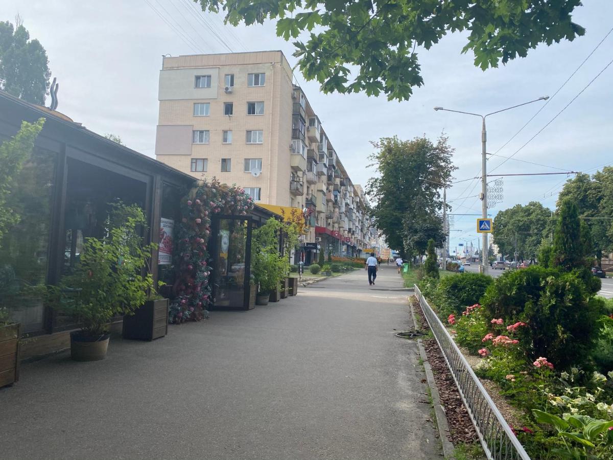 Apartment New With Panoramic Views On Avenue Nauky *